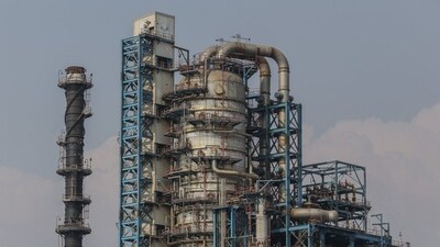 Brent crude futures rose 6 cents, or 0.09%, to $67.79 at 0050 GMT, and West Texas Intermediate (WTI) crude futures gained 9 cents, or 0.14%, to $63.75. (Representational image) Brent crude futures rose 6 cents, or 0.09%, to $67.79 at 0050 GMT, and West Texas Intermediate (WTI) crude futures gained 9 cents, or 0.14%, to $63.75. (Representational image)