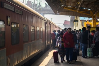 Indian Railways nostalgia: 10 Tips to relive the magic of Indian Railways (Pexels) Indian Railways nostalgia: 10 Tips to relive the magic of Indian Railways (Pexels)