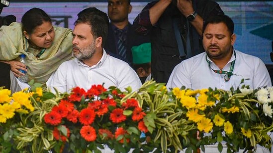 Congress leader Rahul Gandhi with RJD leader Tejashwi Yadav (PTI file)