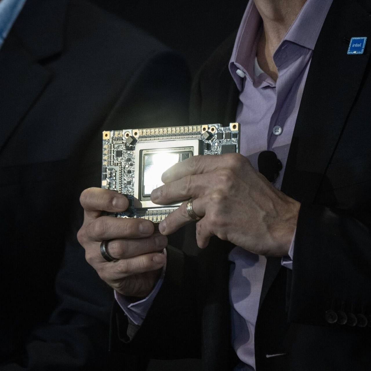 Inside Intel’s Tricky Dance With Trump