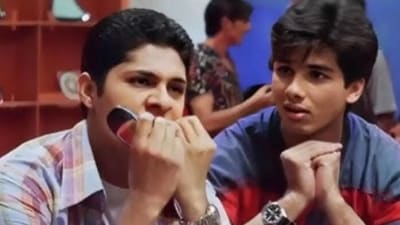 Vishal Malhotra and Shahid Kapoor's still from Ishq Vishk. Vishal Malhotra and Shahid Kapoor's still from Ishq Vishk.