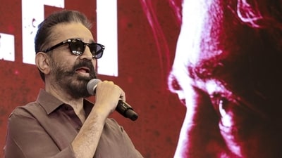 Actor Kamal Haasan feels irreplacable but Priyadarshan thinks there's one Malayalam actor who can take over from him. (PTI) Actor Kamal Haasan feels irreplacable but Priyadarshan thinks there's one Malayalam actor who can take over from him. (PTI)