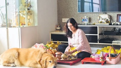 Mumbai, India - Aug. 26, 2025: Namita Shivhare, a resident of Willingdon Heights in Tardeo, faces an emotional dilemma this Ganpati festival. With BMC ordering the building’s evacuation after a court directive, she has halted her usual decorations and wonders whether to welcome Ganpati into her home, as every year, or shift the celebration to the building lobby. For Namita, the three-day festival is a tradition of devotion and joy—now shadowed by uncertainty, in Mumbai, India, on Tuesday, August 26, 2025. (Photo by Anshuman Poyrekar/Hindustan Times) (Anshuman Poyrekar/HT Photo) Mumbai, India - Aug. 26, 2025: Namita Shivhare, a resident of Willingdon Heights in Tardeo, faces an emotional dilemma this Ganpati festival. With BMC ordering the building’s evacuation after a court directive, she has halted her usual decorations and wonders whether to welcome Ganpati into her home, as every year, or shift the celebration to the building lobby. For Namita, the three-day festival is a tradition of devotion and joy—now shadowed by uncertainty, in Mumbai, India, on Tuesday, August 26, 2025. (Photo by Anshuman Poyrekar/Hindustan Times) (Anshuman Poyrekar/HT Photo)