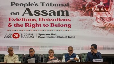 Former IAS officer Harsh Mander, former Chief Justice of Patna high court Justice Iqbal Ansari, women's rights activist Syeda Hameed and former home secretary Gopal K Pillai during a conference titled 'People's Tribunal on Assam: Evictions, Detensions and the Right to Belong' at Constitution Club of India, in New Delhi on Tuesday, (PTI)