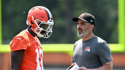 Coach Kevin Stefanski has added a new QB to the roster, which already has Shedeur Sanders (Getty Images via AFP) Coach Kevin Stefanski has added a new QB to the roster, which already has Shedeur Sanders (Getty Images via AFP)