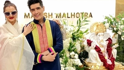 Rekha dazzled in a white saree as she attended Ganesh Chaturthi celebrations at Manish Malhotra's residence. Rekha dazzled in a white saree as she attended Ganesh Chaturthi celebrations at Manish Malhotra's residence.