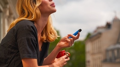 Doctor reveals that vaping is not a safer alternative to smoking. (Unsplash) Doctor reveals that vaping is not a safer alternative to smoking. (Unsplash)
