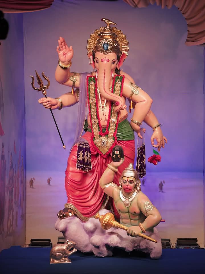 Lalbaug Sarvajanik Utsav Mandal, Ganesh Galli is the oldest and most prestigious Mandal in South Mumbai’s Lalbaug area. (X/Brihanmaharashtra Marathi Mandal) Lalbaug Sarvajanik Utsav Mandal, Ganesh Galli is the oldest and most prestigious Mandal in South Mumbai’s Lalbaug area. (X/Brihanmaharashtra Marathi Mandal)