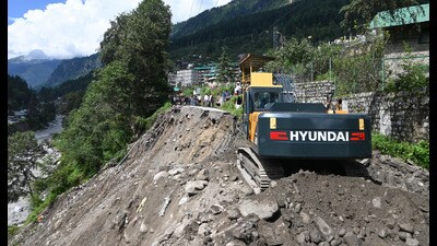 As per the statement given by the deputy chief minister Mukesh Agnihotri in the assembly on Thursday, the state so far has suffered a loss of ₹2,623 crore. (Aqil Khan /HT) As per the statement given by the deputy chief minister Mukesh Agnihotri in the assembly on Thursday, the state so far has suffered a loss of ₹2,623 crore. (Aqil Khan /HT)