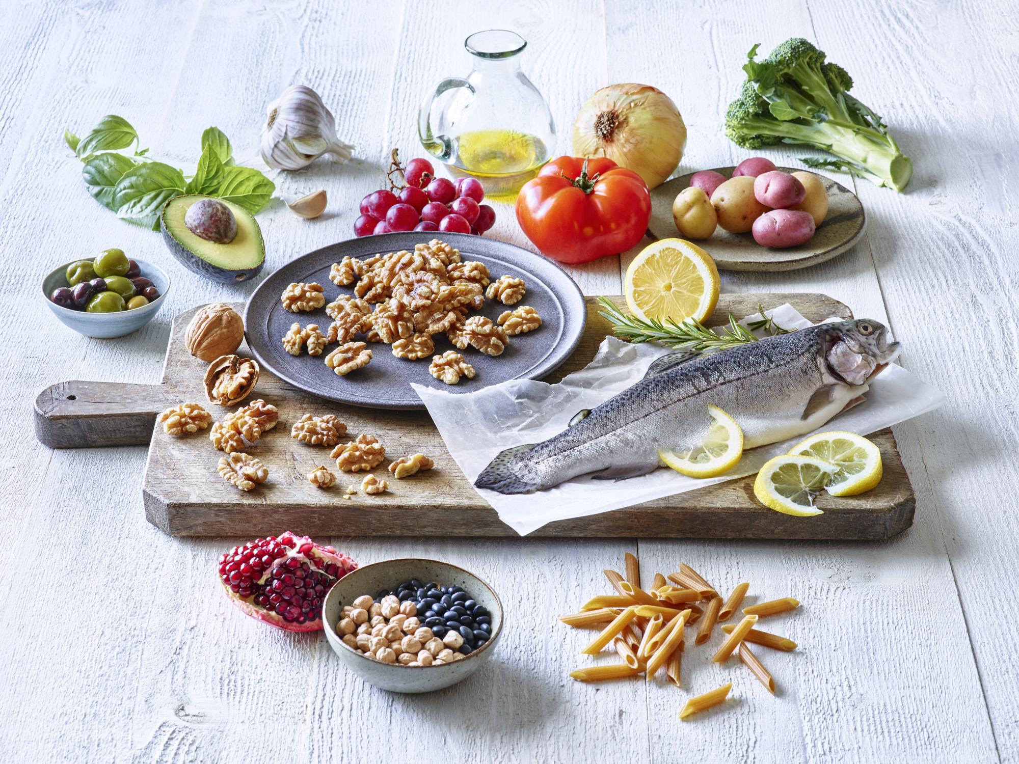 Savour a wholesome walnut treat with California Walnuts. Savour a wholesome walnut treat with California Walnuts.