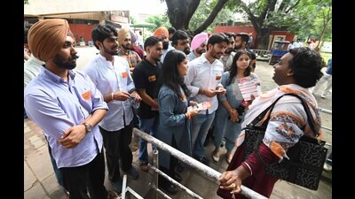 ABVP members canvassing on campus. (Keshav Singh/HT)