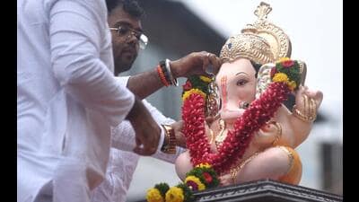 Almost all Ganeshotsav mandals organised “paansupari” functions during the last five days of the festival. These were exclusive to men. (HT FILE) Almost all Ganeshotsav mandals organised “paansupari” functions during the last five days of the festival. These were exclusive to men. (HT FILE)