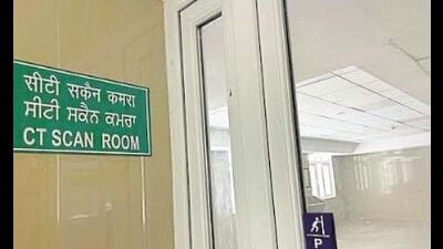 Earlier, CT scan and MRI services were conducted on the ground floor of the D block building, which was closer to the old emergency block. (HT Photo) Earlier, CT scan and MRI services were conducted on the ground floor of the D block building, which was closer to the old emergency block. (HT Photo)