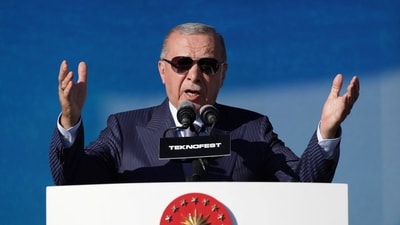 Turkish President Tayyip Erdogan delivers a speech during the Teknofest Blue Homeland event at the Naval Shipyard Command in Istanbul, Turkey, August 28, 2025. (Reuters)