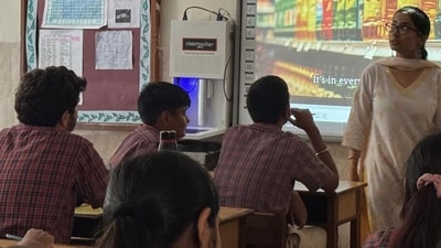 Higher classes bucked the trend, with middle stage enrolment (Classes 6-8) rising by 570,000 and secondary stage (Classes 9-12) growing by 810,000 students. (HT FILE PHOTO/Representative Image) Higher classes bucked the trend, with middle stage enrolment (Classes 6-8) rising by 570,000 and secondary stage (Classes 9-12) growing by 810,000 students. (HT FILE PHOTO/Representative Image)