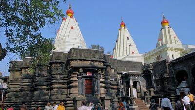 Mahalaxmi Temple at Kolhapur - Photo by Uday Deolekar