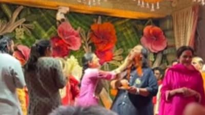 Ambani Ganpati visarjan video went viral as family played with colour. (Instagram/@ambani_update) Ambani Ganpati visarjan video went viral as family played with colour. (Instagram/@ambani_update)