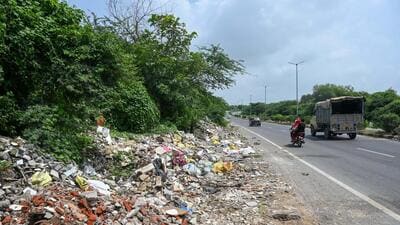 The inspection formed part of a broader citywide cleanliness campaign that MCG has been driving across all four zones. (Parveen Kumar/HT Photo) The inspection formed part of a broader citywide cleanliness campaign that MCG has been driving across all four zones. (Parveen Kumar/HT Photo)