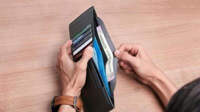 cash in purse. representative photo. (Credit: Pexels) cash in purse. representative photo. (Credit: Pexels)