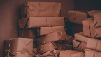 US e-commerce hubs like Etsy and eBay have already been posting notices, warning customers about disruptions in shipping. Image for representation. (Unsplash) US e-commerce hubs like Etsy and eBay have already been posting notices, warning customers about disruptions in shipping. Image for representation. (Unsplash)