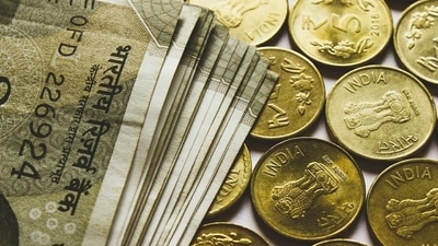 The rupee fell to an all-time low on Wednesday, January 8, 2025, due to a rise in dollar rates and weakness in domestic equities (Representational Image/Pixabay)