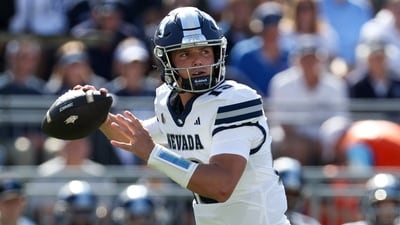 Nevada Wolf Pack quarterback Chubba Purdy (13) looks to throw a pass during the first quarter against Penn State (IMAGN IMAGES via Reuters Connect)
