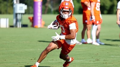 Clemson 2025 football schedule: Here are all the matches of the South Carolina-based team ahead of the Clemson vs LSU game. (Getty Images via AFP) Clemson 2025 football schedule: Here are all the matches of the South Carolina-based team ahead of the Clemson vs LSU game. (Getty Images via AFP)