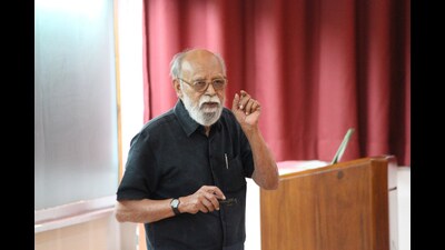PP Divakaran argued that the expansion of trigonometric functions like sine and cosine and their inverses were studied by the Nila school of mathematics in Kerala before they were developed by Western mathematicians. He supported this claim with rigorous evidence. (@kvijayraghavan/X)