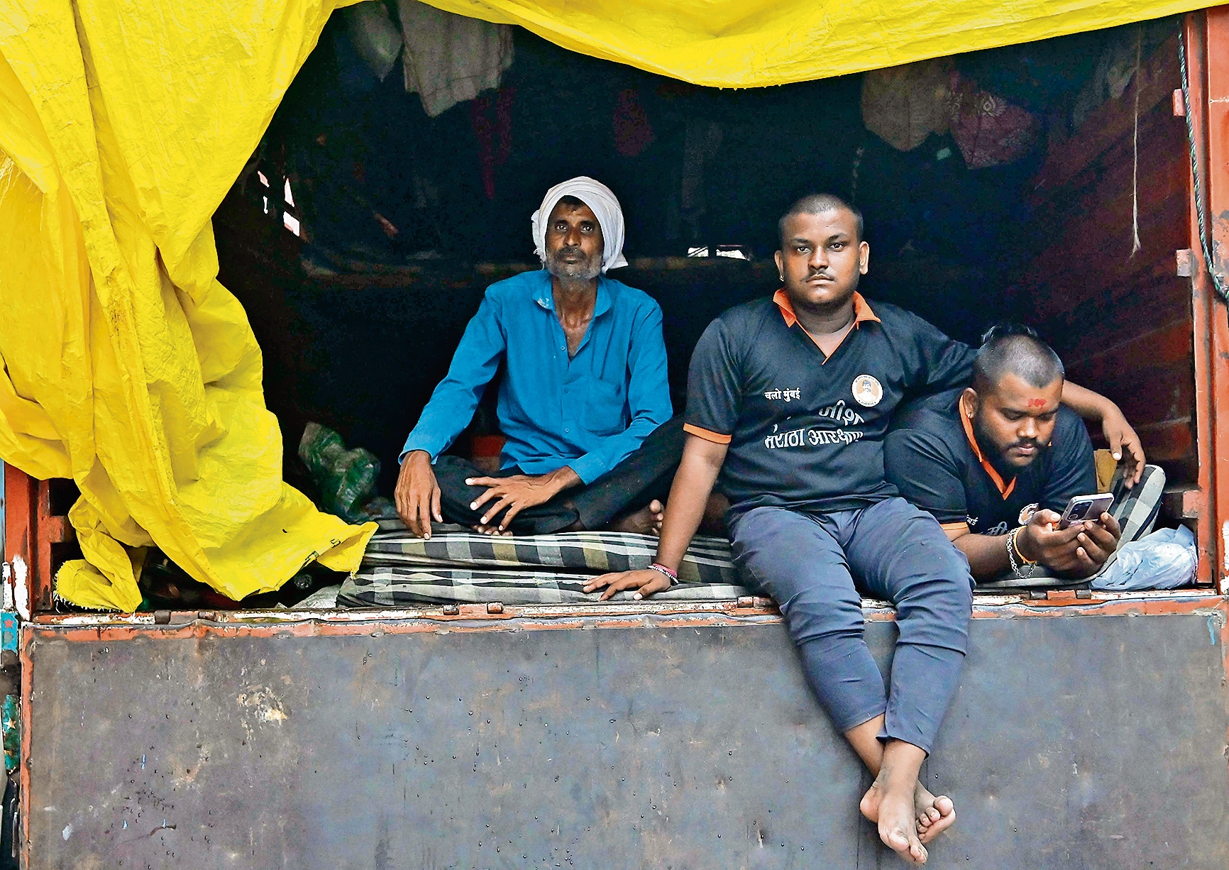 Mumbai, India - Aug. 30, 2025: 10th Std student Chakradhar padole, from Jadgaon, Hingoli during the ongoing Maratha Reservation Protest at Azad Maidan, in Mumbai, India, on Saturday, August 30, 2025. (Photo by Anshuman Poyrekar/Hindustan Times) (Anshuman Poyrekar/HT Photo) Mumbai, India - Aug. 30, 2025: 10th Std student Chakradhar padole, from Jadgaon, Hingoli during the ongoing Maratha Reservation Protest at Azad Maidan, in Mumbai, India, on Saturday, August 30, 2025. (Photo by Anshuman Poyrekar/Hindustan Times) (Anshuman Poyrekar/HT Photo)