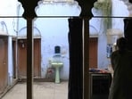 Dalan: The verandah on one side of the aangan, which directly leads into the main structure of the house. Marked by a row of arches called mehrab. (HT)