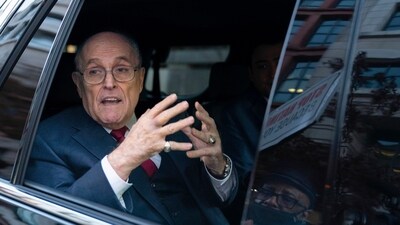 Rudy Giuliani injured in car accident, (AP) Rudy Giuliani injured in car accident, (AP)