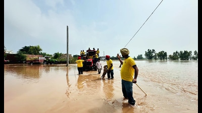 Currently, 122 relief camps are operational across the state, sheltering 6,582 displaced residents. (ANI) Currently, 122 relief camps are operational across the state, sheltering 6,582 displaced residents. (ANI)