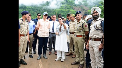Jammu and Kashmir Chief Minister Omar Abdullah during his visit to Udhampur National Highway, reviewing the road and water arrangements for drivers stranded on the highway, in Udhampur on Sunday. (ANI)