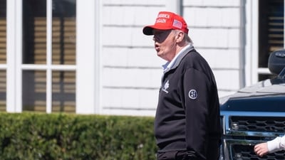 Donald Trump got bruises from frequent handshakes? Dermatologist weighs in (AP Photo/Manuel Balce Ceneta) (AP) Donald Trump got bruises from frequent handshakes? Dermatologist weighs in (AP Photo/Manuel Balce Ceneta) (AP)