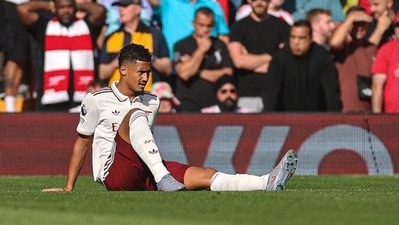 Arsenal player William Saliba exits early at Anfield against Liverpool. (X/@premierleague) Arsenal player William Saliba exits early at Anfield against Liverpool. (X/@premierleague)