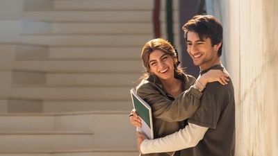 Khushi Kapoor and Ibrahim Ali Khan in a still from their Netflix film Nadaaniyan. Khushi Kapoor and Ibrahim Ali Khan in a still from their Netflix film Nadaaniyan.