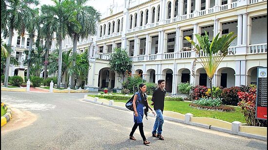 A government ordinance issued on October 17, 2022, clearly outlined the procedure and strict timelines for the appointment of CHB professors. (REPRESENTATIVE PHOTO)