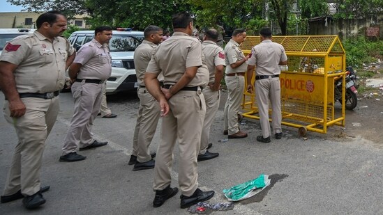 The three arrested have no criminal history, police said, adding that further investigation is underway to identify the source of the drug. (Sanchit Khanna/Hindustan Times file photo)