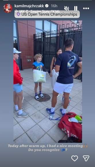 Drogbruk invited Brock back to the stadium, where they met in person. (@kamilmajchrzakk/ Instagram)