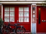 ‘Ding, dong, ditch’ turns deadly: 11-year-old Texas boy shot dead while pulling doorbell prank (Unsplash - representational image) ‘Ding, dong, ditch’ turns deadly: 11-year-old Texas boy shot dead while pulling doorbell prank (Unsplash - representational image)