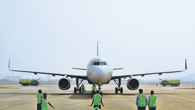 Navi Mumbai, India - Dec. 29, 2024:First commercial aircraft landing on the runway of Navi Mumbai International Airport Ltd at Ulwe in Navi Mumbai, India, on Sunday, December 29, 2024. (Photo by Bachchan Kumar/ HT PHOTO) (HT PHOTO) Navi Mumbai, India - Dec. 29, 2024:First commercial aircraft landing on the runway of Navi Mumbai International Airport Ltd at Ulwe in Navi Mumbai, India, on Sunday, December 29, 2024. (Photo by Bachchan Kumar/ HT PHOTO) (HT PHOTO)