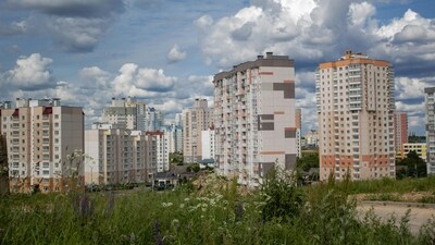 A Bengaluru flat listed at ₹70,000 rent with a ₹5 lakh deposit has sparked online debate, with netizens comparing it to European rates and warning it may set unsustainable benchmarks. (Representational Image) (Unsplash ) A Bengaluru flat listed at ₹70,000 rent with a ₹5 lakh deposit has sparked online debate, with netizens comparing it to European rates and warning it may set unsustainable benchmarks. (Representational Image) (Unsplash )