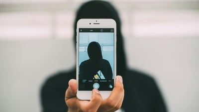 Lawyer Naomie Pilula promotes self-acceptance and resilience against online bullying, finding strength in her identity. (Stock photo: Pexels) Lawyer Naomie Pilula promotes self-acceptance and resilience against online bullying, finding strength in her identity. (Stock photo: Pexels)