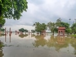 Flooded Vasudev Ghat. (RAJ K RAJ /HT PHOTO) Flooded Vasudev Ghat. (RAJ K RAJ /HT PHOTO)