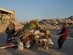Displaced Palestinians fleeing northern Gaza Strip move with their belongings along the Sea Road, in Gaza City, Monday, Sept. 1, 2025. (AP Photo/Jehad Alshrafi) Displaced Palestinians fleeing northern Gaza Strip move with their belongings along the Sea Road, in Gaza City, Monday, Sept. 1, 2025. (AP Photo/Jehad Alshrafi)