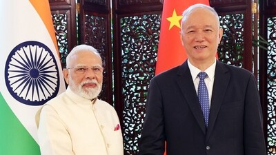Prime Minister Narendra Modi holds a meeting with Cai Qi, Secretary of the Secretariat of the Chinese Communist Party, in Tianjin on Sunday. (DPR PMO) Prime Minister Narendra Modi holds a meeting with Cai Qi, Secretary of the Secretariat of the Chinese Communist Party, in Tianjin on Sunday. (DPR PMO)
