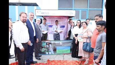 In a bid to further union government’s vision of inclusive economic development, J&K Bank, on Tuesday, organized a mega awareness camp on financial inclusion and social security schemes at Kishmish Crafts Village, Kabulpur Manjawli Road in Faridabad. (HT Photo) In a bid to further union government’s vision of inclusive economic development, J&K Bank, on Tuesday, organized a mega awareness camp on financial inclusion and social security schemes at Kishmish Crafts Village, Kabulpur Manjawli Road in Faridabad. (HT Photo)