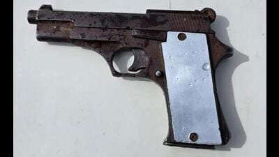 Mohali police busted a terror module linked to Jaish-e-Mohammad (JeM) on Tuesday and arrested three men from J&K in connection with the abduction and murder of a cab driver and recovered the weapon (in photo) and the vehicle. (X)