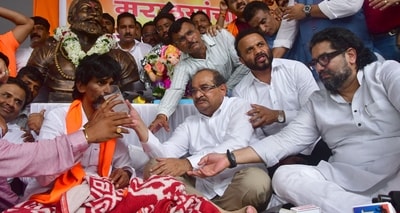 Maratha Kranti Morcha leader Manoj Jarange Patil ends hunger strike after accepting government proposal based on Hyderabad Gazette, with some corrections accepted, (Bhushan Koyande) Maratha Kranti Morcha leader Manoj Jarange Patil ends hunger strike after accepting government proposal based on Hyderabad Gazette, with some corrections accepted, (Bhushan Koyande)