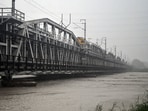 The Yamuna river received a discharge of 1.62 lakh cusecs from Hathnikund Barrage and 1.38 lakh cusecs from Wazirabad Barrage at 8 am. The Yamuna river received a discharge of 1.62 lakh cusecs from Hathnikund Barrage and 1.38 lakh cusecs from Wazirabad Barrage at 8 am.